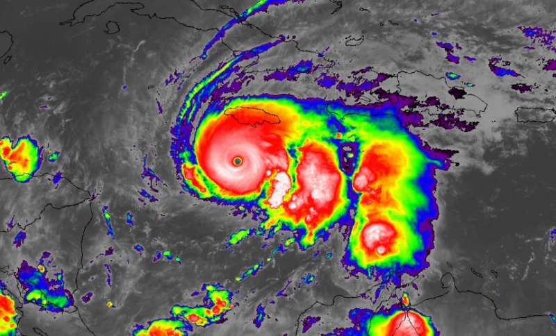 Hurricane Melissa infrared satellite image, colored bands signal intensity, Image Credits (CNN Weather)