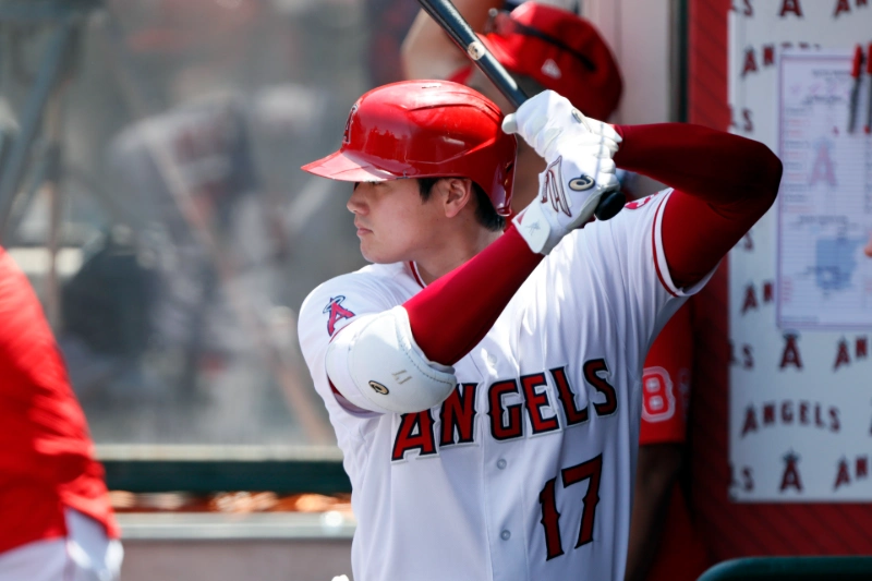 shohei ohtani swinging bat for Angels, credits (AP Photo/Alex Gallardo)