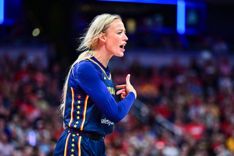 Sophie Cunningham basketball, Sophie Cunningham on court, image credits: Doug McSchooler / AP