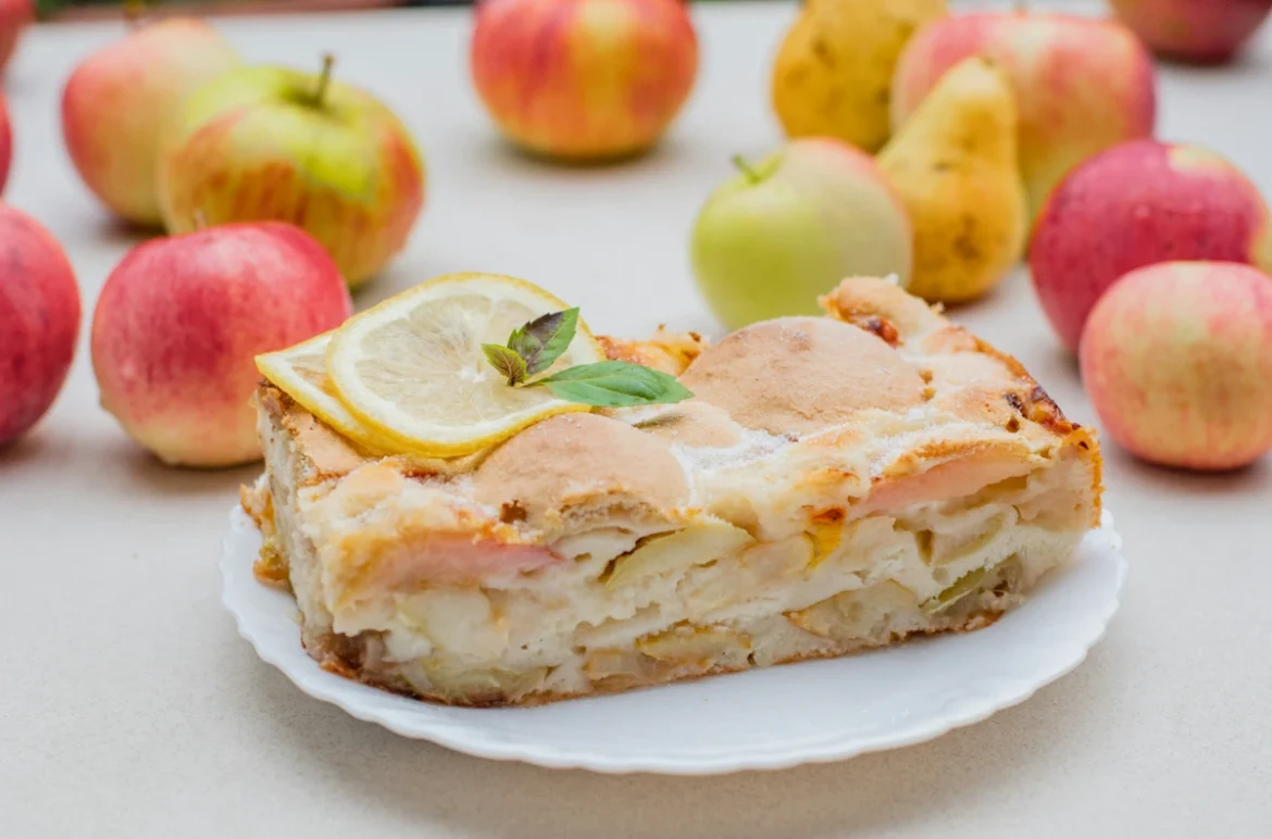 Apple Pie Recipe, image credits - Natalia Gusakova / UNSPLASH